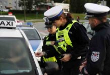 Policja kontrolowała kierowców wożących ludzi na aplikacje