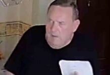 Oszust grasuje po mieszkaniach seniorów. Policja publikuje wizerunek (FILM)