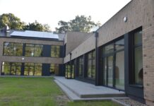 O nowej szkole w Janczewie marzyła cała gmina. I jest, uczy się tam 117 dzieci (ZDJĘCIA)