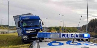 Kierowca ciężarówki patrząc na nawigację wjechał na S3 pod prąd