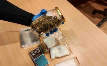 Żagań. Znaczne ilości narkotyków znaleźne w mieszkaniu 62-latka
