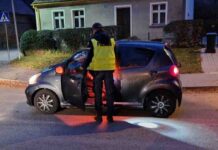 Zielona Góra. Akcja policji, w kilku miejscach kierowcy dmuchali w alkomaty