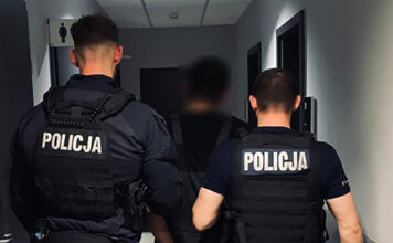 Uciekł z miejsca kolizji i ma cztery zakazy prowadzenia. Obywatel Kazachstanu zatrzymany