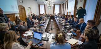 Zielona Góra: Niższy podatek rolny i nowe stawki podatku od środków transportowych