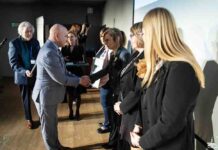 Zielona Góra. Pracownicy „Norwida” nagrodzeni medalami od prezydenta