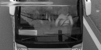 Ojciec i syn, Ukraińcy autokarem 52 razy wpadli na odcinkowych pomiarach prędkości