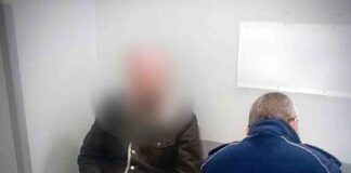 Kompletnie pijany ojciec przywiózł syna pod sklep, żeby ukradł alkohol