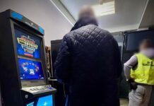 Nielegalny hazard we Wrzeszczu rozbity! Policja zabezpieczyła 6 automatów i narkotyki