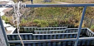 Żagań. Dramatyczne chwile, starszy mężczyzna zakładał pętle na szyję