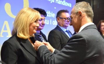 Inspekcja Handlowa świętowała 75- lecie działalności! Wojewoda wręczył Medale za Długoletnią Służbę