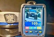 Dużo za szybko i nie ma prawa jazdy. Za to są mandat i punkty karne