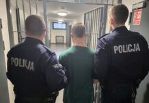 Mogło dojść do tragedii. Naćpany ukradł ciężarówkę z naczepą i uciekał nią policji