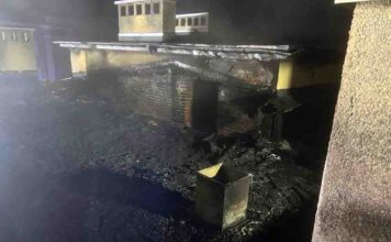 Pożar w szpitalu w Kole. Ogień wybuchł w remontowanym budynku