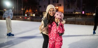 Zielona Góra. Lodowisko to największa atrakcja centrum miasta (ZDJĘCIA)