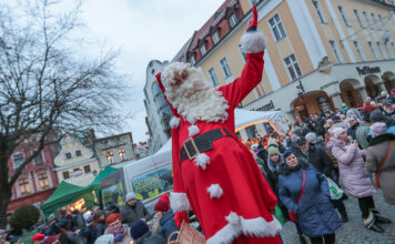 Zielona Góra. Świąteczny jarmark i miejska wigilia (PROGRAM)