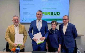 Zielona Góra. VI LO będzie miało szatnie i toalety z prawdziwego zdarzenia za niemal 1,9 mln zł