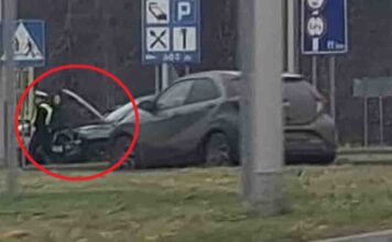 Zielona Góra. Ciężarówką uderzył w osobówkę i uciekł (ZDJĘCIE CZYTELNIKA)