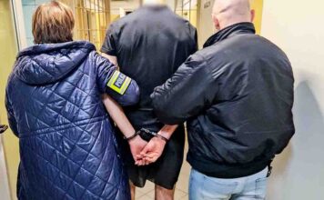 Zielona Góra. Kierowca Forda zataczał się i bełkotał przy dystrybutorze (FILM)