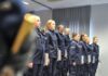 Nowi policjanci złożyli ślubowanie, rozpoczynając służbę.
