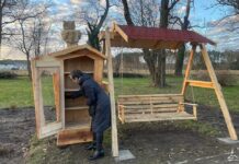 Nowe biblioteczki w Kiełpinie. Książki dla każdego