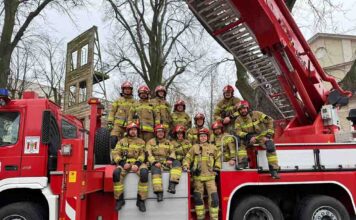 Zielona Góra. To 30 lat! Ostatnia służba mł. bryg. Roberta Skiruka (ZDJĘCIA)