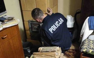 W domu 88-latki było 6 stopni. Seniorka leżała w kurtce pod kilkoma kołdrami