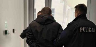 Dewiant robił zdjęcia małym dzieciom w sklepowej toalecie