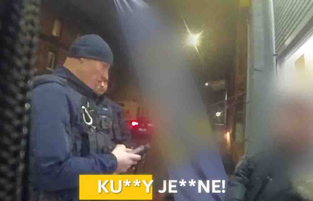 Szczyt głupoty. Poszukiwany zobaczył policjantów i zaczął ich wyzywać