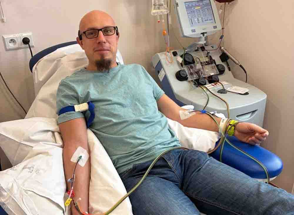 Poznań. Policjant drugi raz oddał szpik kostny, brawo!