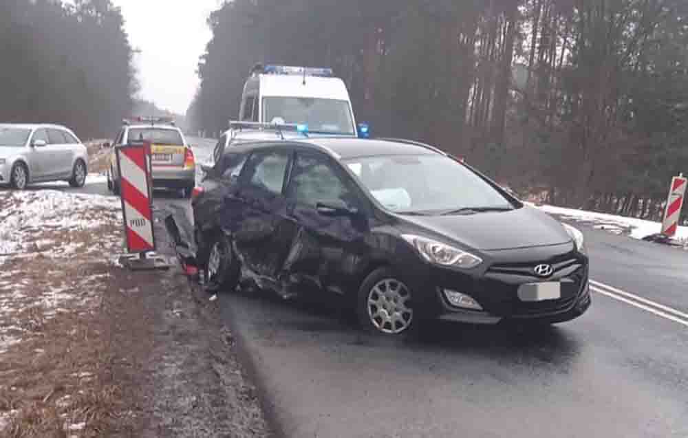 Wypadek na DK32 koło Zielonej Góry. Ranna jedna osoba
