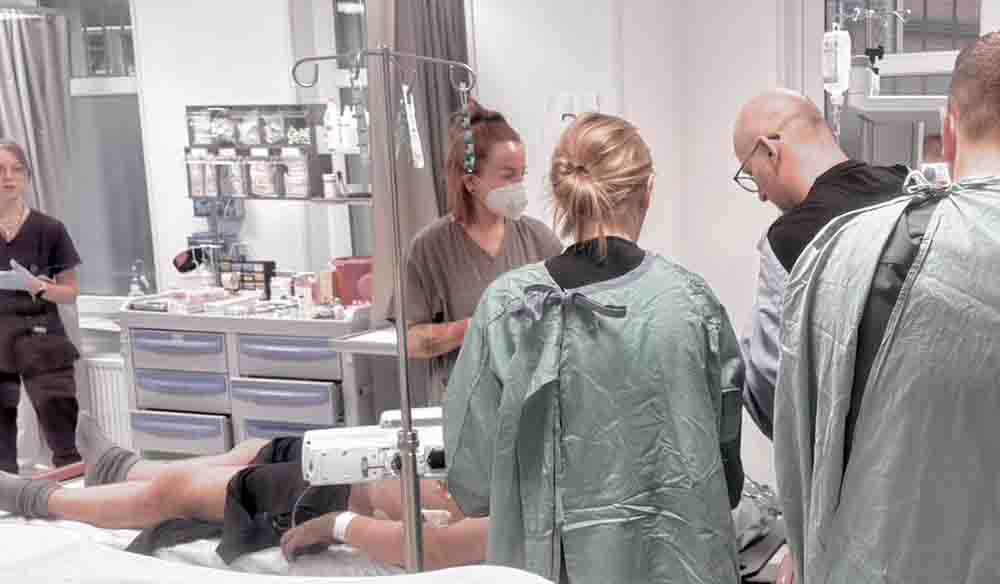 Zielona Góra. Dwie osoby leżą w szpitalu w ciężkim stanie po pożarze DPS w Szczawnie