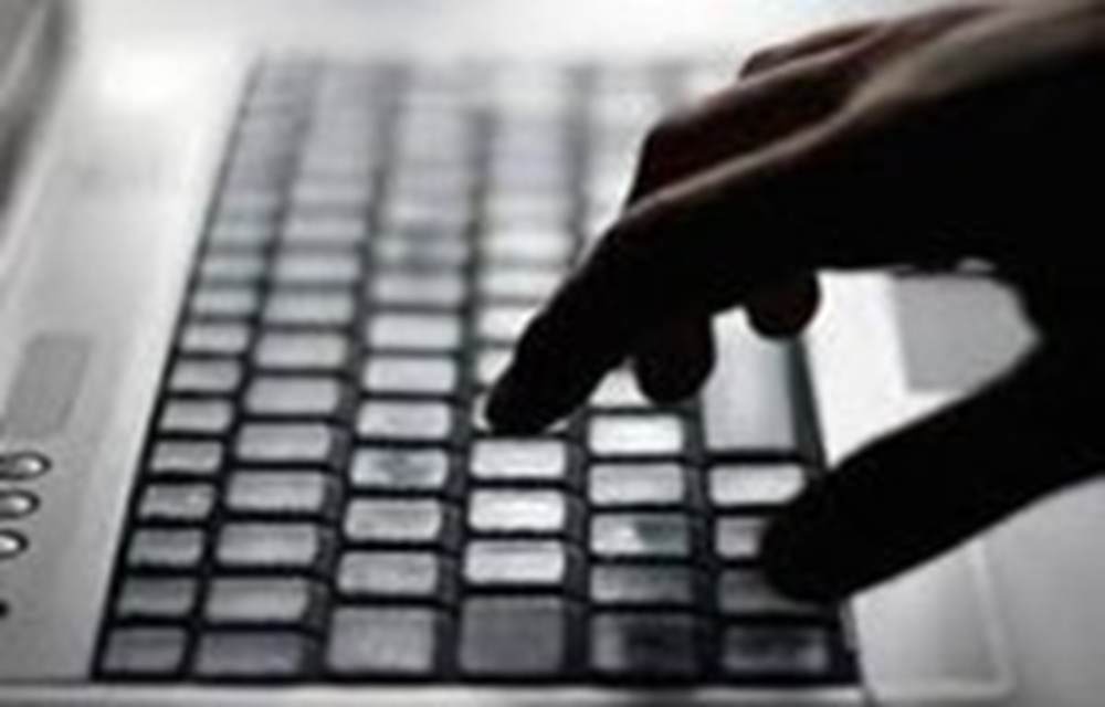 Uwaga na oszustwa inwestycyjne. 38-latka straciła blisko 185 tys. zł