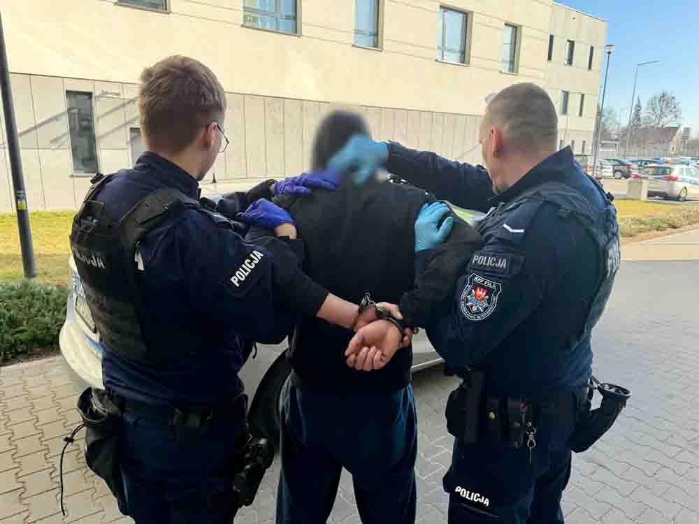 Piła. Na imprezie nagle skatowali 21-latka i ogolili mu głowę