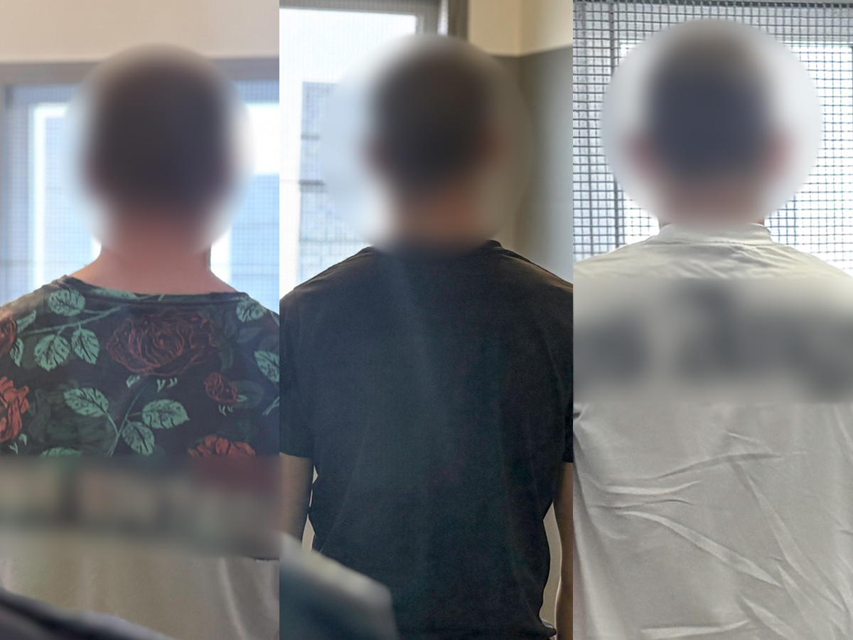 Demolka nad jeziorem. Połamane elementy spalili. Zatrzymano trzech 17-latków (ZDJĘCIA)