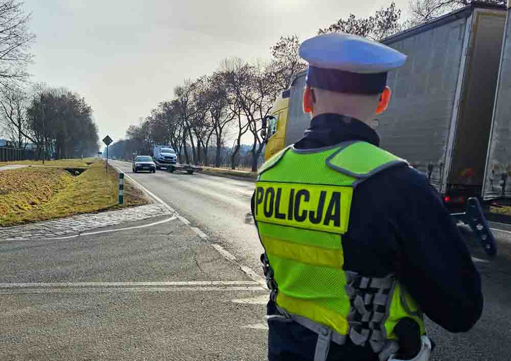 Krosno Odrzańskie. Kierowca Audi minął patrol drogówki z radarem, przyspieszył i po chwili bardzo się zdziwił