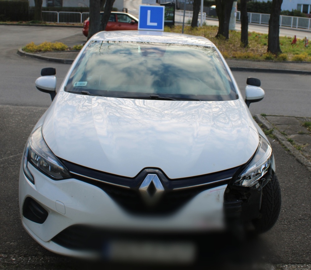 Nietrzeźwa instruktorka jazdy doprowadziła do kolizji. Miała ponad 1,5 promila