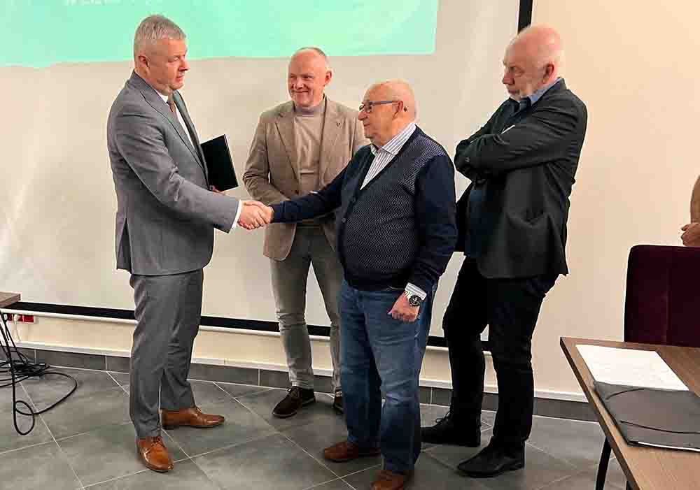 Zielona Góra. Jacek Smykał po latach przekazał stery oddziału zakaźnego