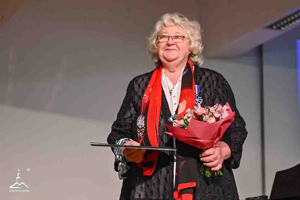 Zielona Góra. Profesor Lidia Kataryńczuk-Mania uhonorowana medalem „Zasłużony Kulturze Gloria Artis”