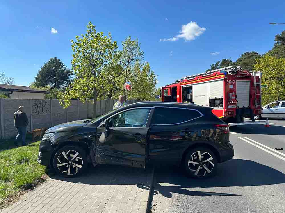 Zielona Góra. 71-letni sprawca wypadku popełnił aż pięć wykroczeń, Myślał, iż zdąży