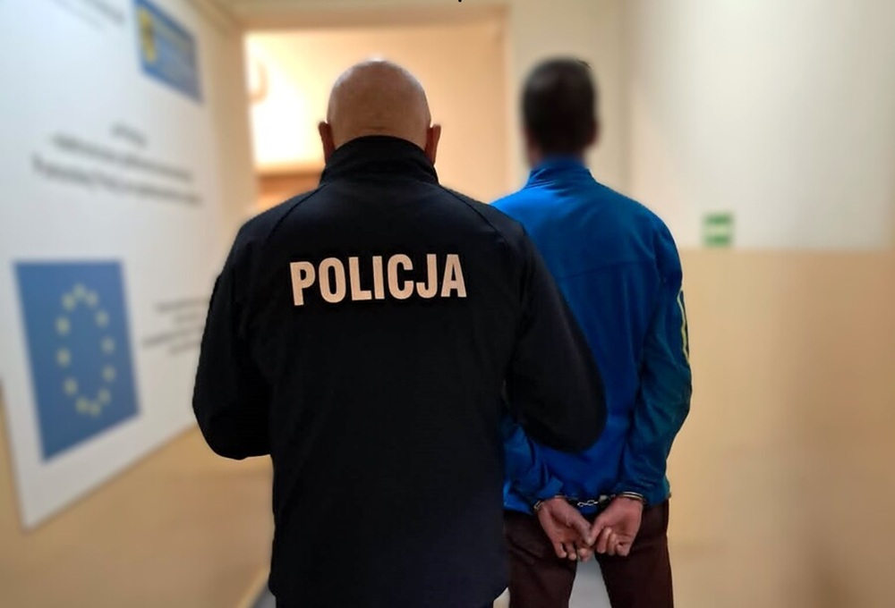 Kradzież paliwa, pijany rajd i pościg. 40-latek zatrzymany po ucieczce przed policją