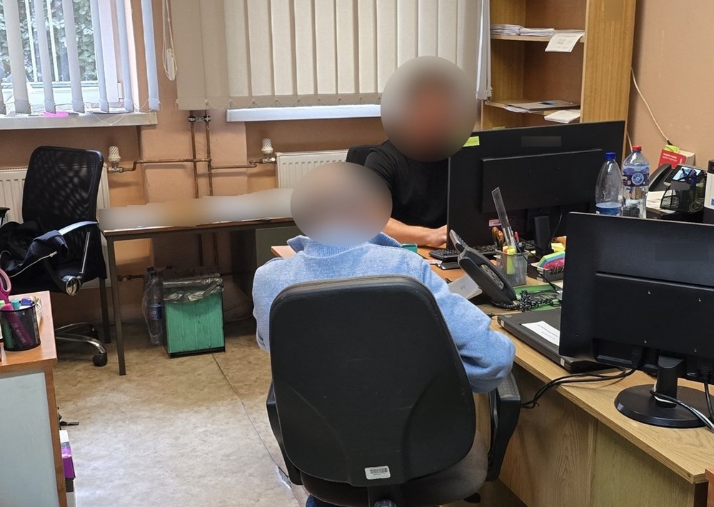 Wyrzucał świnki morskie do kontenerów na śmieci. 84-latek z zarzutami