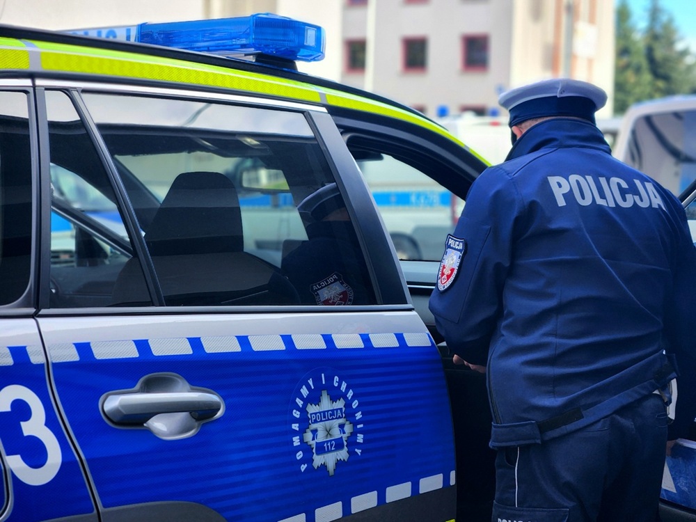Ponad 3 promile za kierownicą i cudze dane. 36-latek był poszukiwany przez policję
