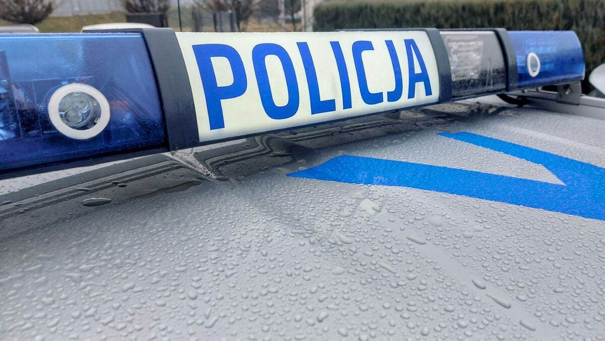 Słoik z marihuaną schował w kieszeni. W altanie miał kolejne narkotyki