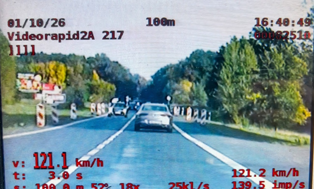 Pędził 121 km/h przy ograniczeniu do 60 km/h. 48-latek stracił prawo jazdy