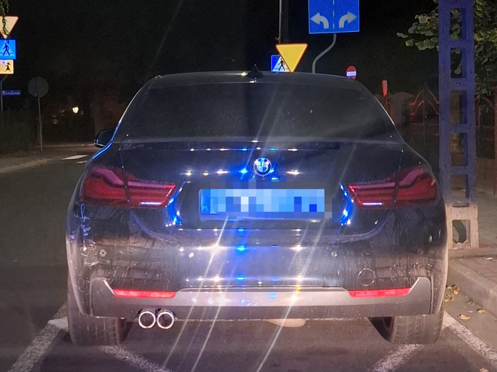 Driftował BMW na ulicach Kościana. 23-latek stracił prawo jazdy