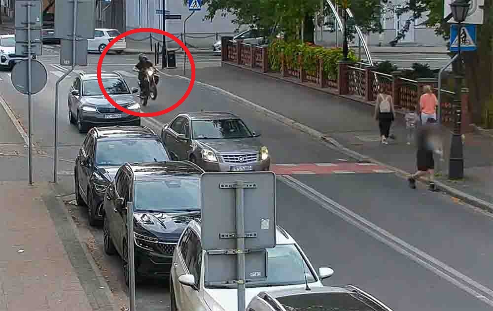 16-latek szalał na motorowerze w Kościanie. Policjanci ujawnili 11 wykroczeń