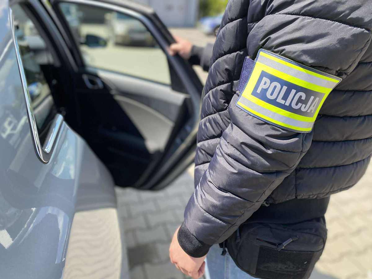 Zmienił nazwisko, ale nie uniknął więzienia. 39-latek był poszukiwany dwoma listami gończymi